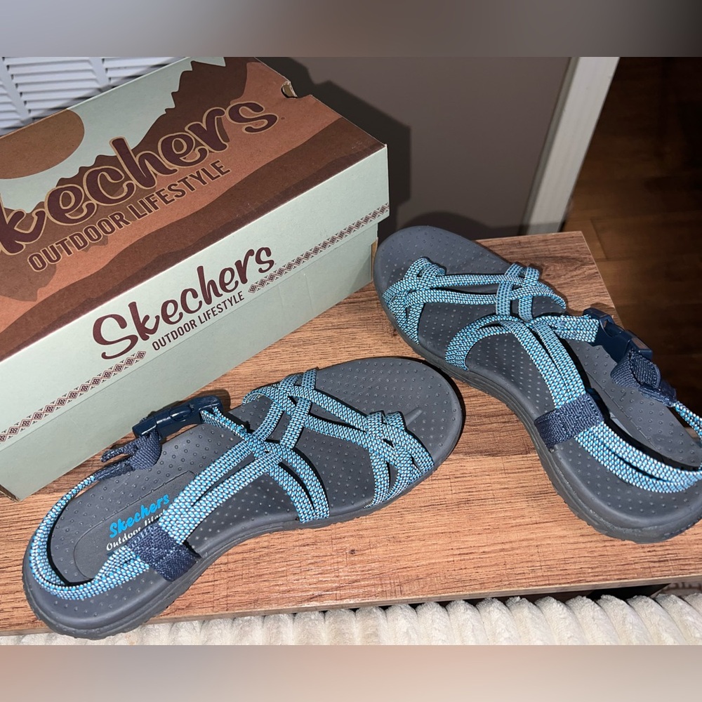 Skechers Strappy Blue and Gray Sandals